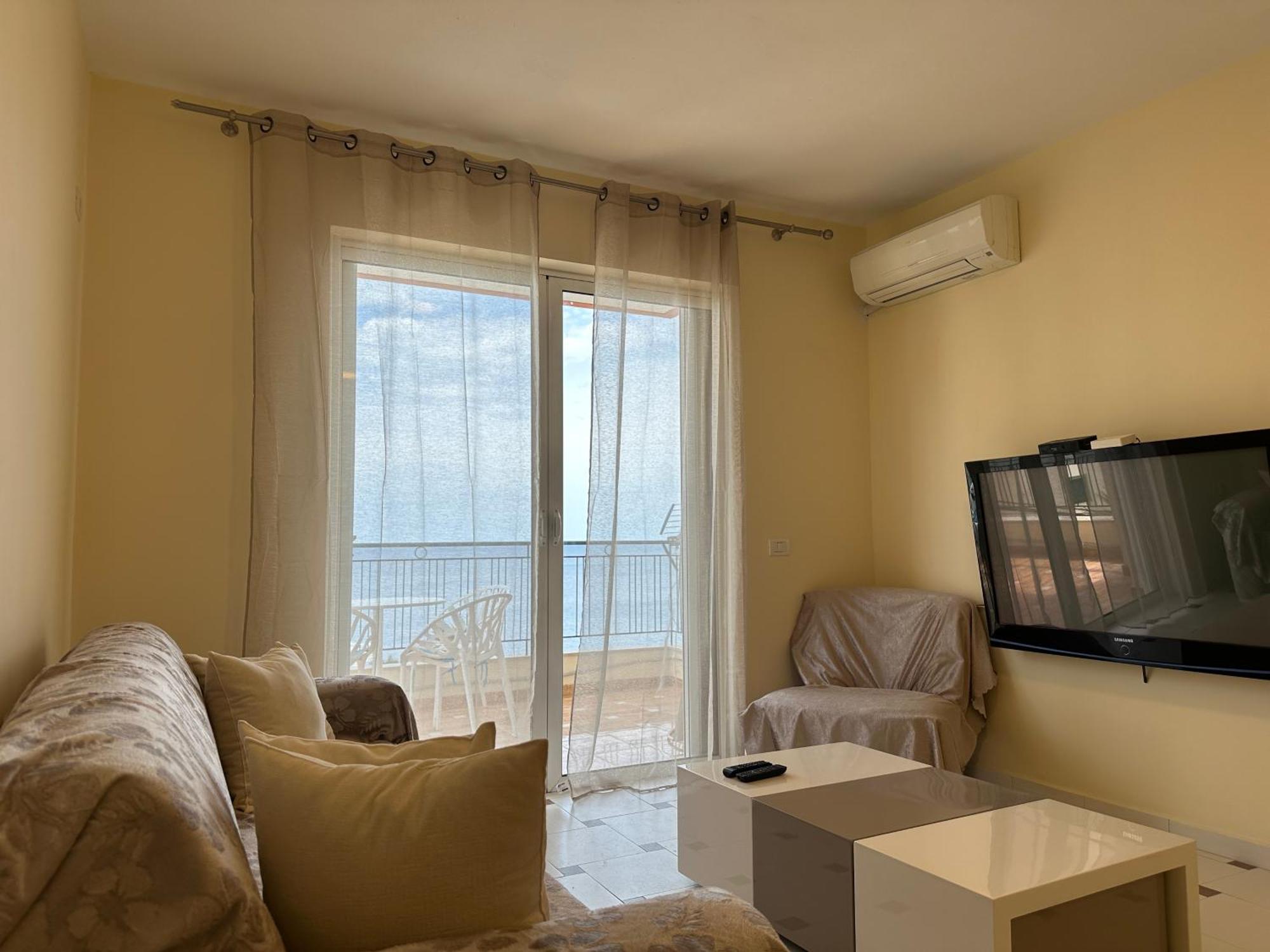 White Sea View Residence 2 Sarande Exterior photo