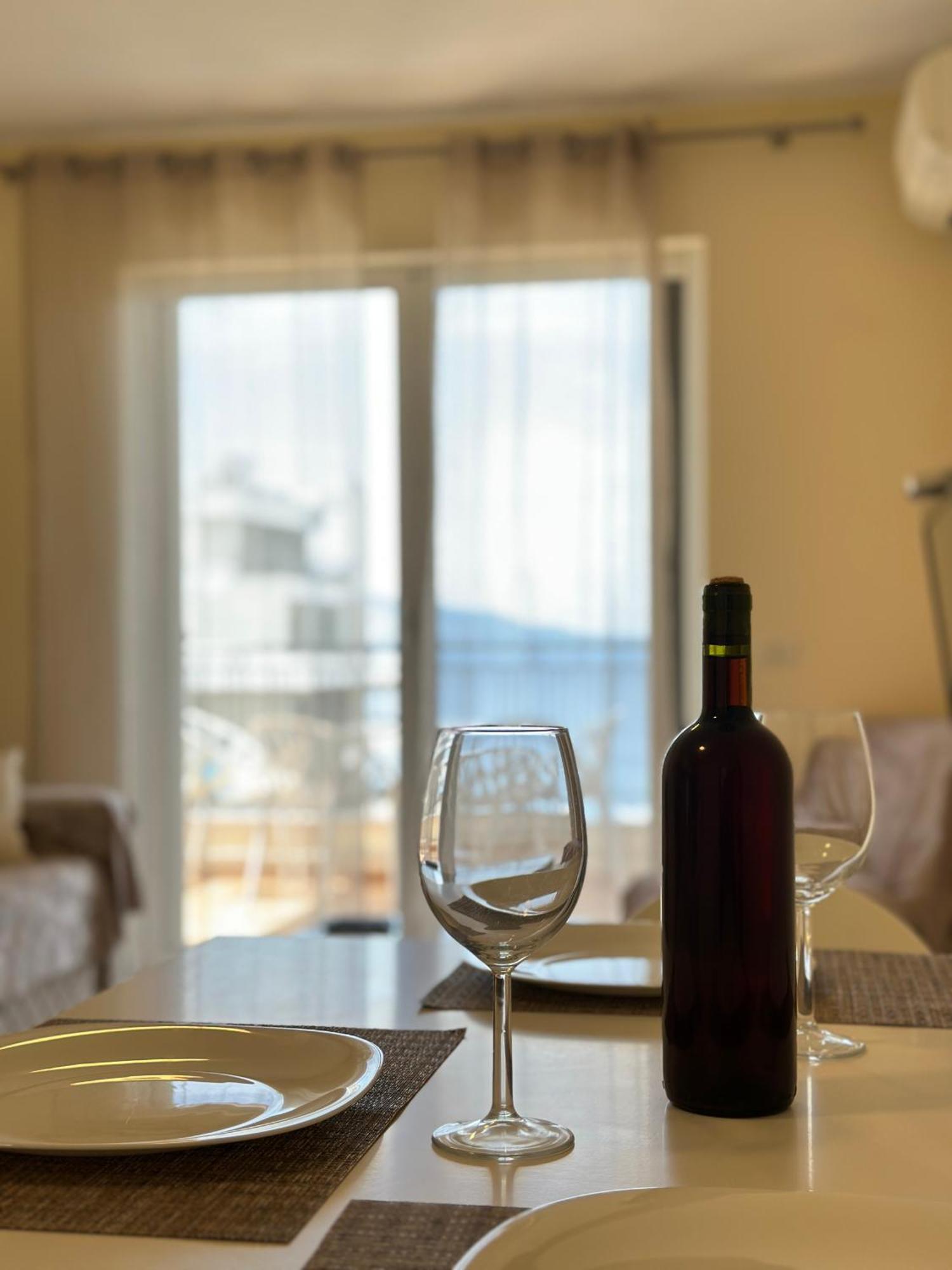 White Sea View Residence 2 Sarande Exterior photo